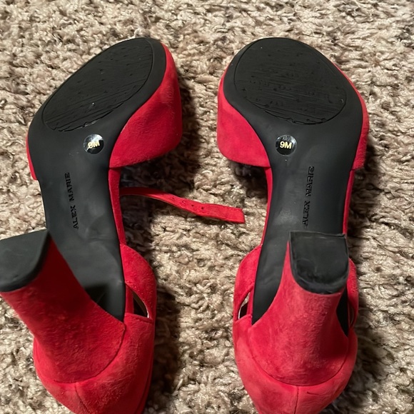 Res heels - Picture 4 of 4